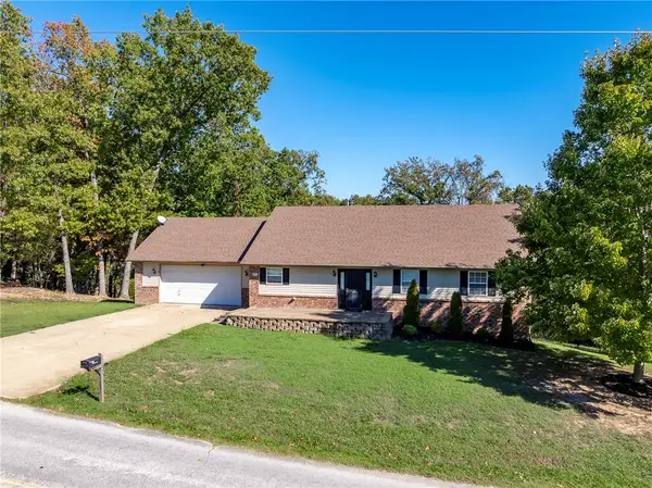 8772 Pageant Drive, Rogers, AR 72756