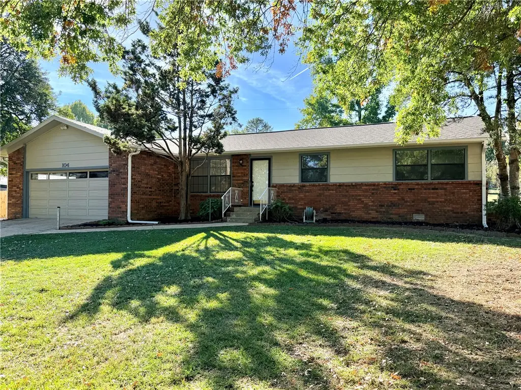 104 Glenview Street, Harrison, AR 72601 - #1