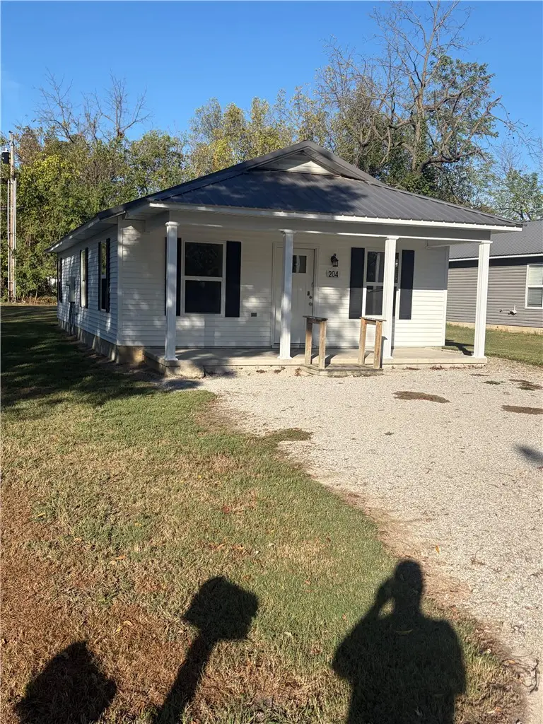 204 White Avenue, Green Forest, AR 72638 - #2