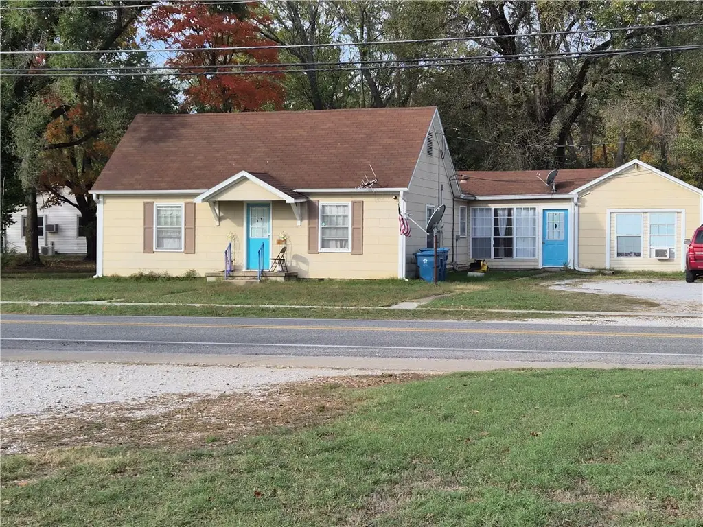 955 and 981 N Curtis Avenue, Pea Ridge, AR 72751 - #1