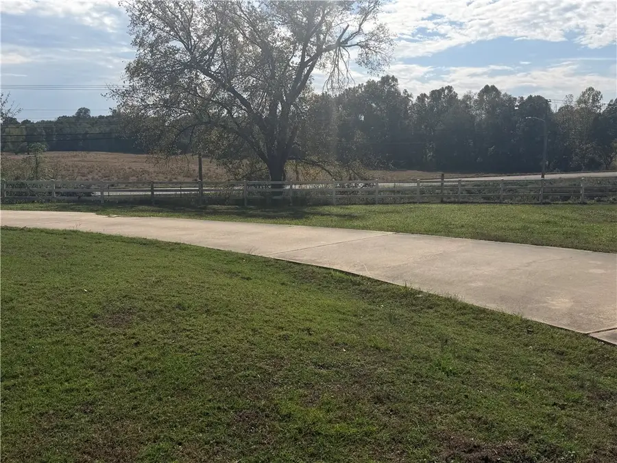 2240 W Main, Clarksville, AR 72830 - #2