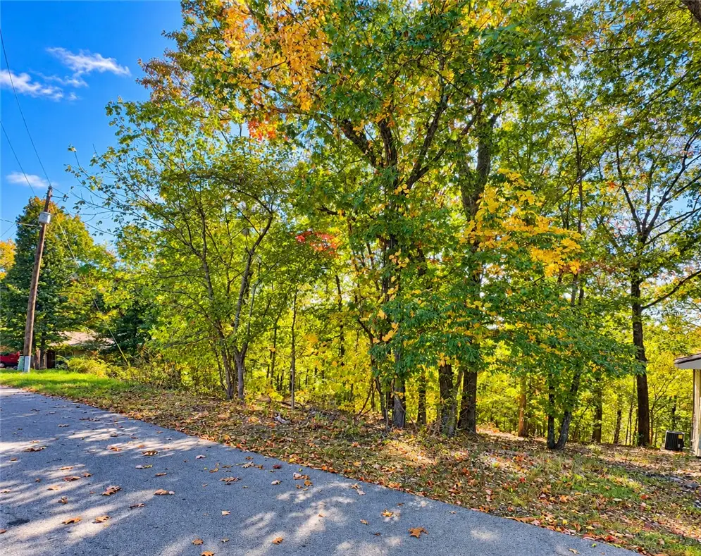 Lambourn, Bella Vista, AR 72714 - #1