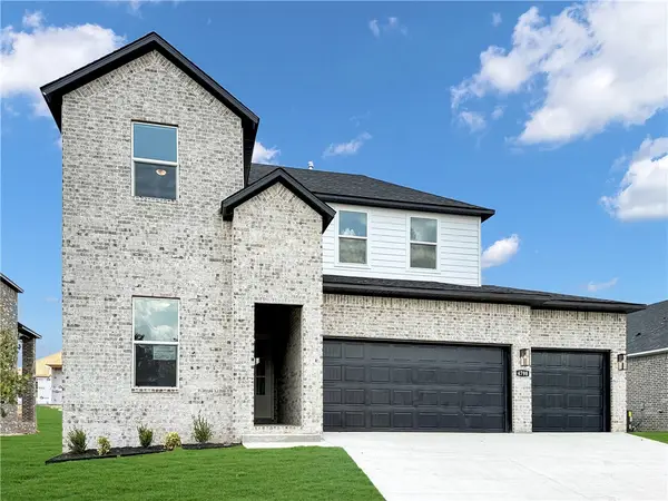 4882 W Allium Street, Fayetteville, AR 72704