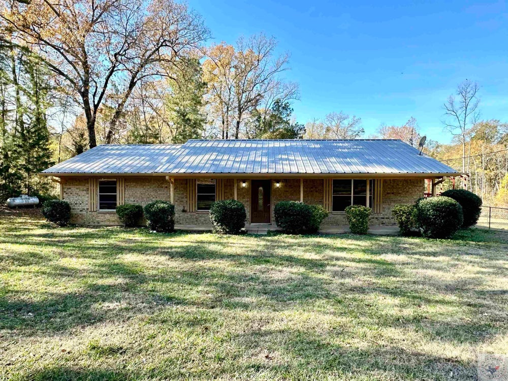 1501 Pine Wilderness Dr., Queen City, TX 75572 BHGRE
