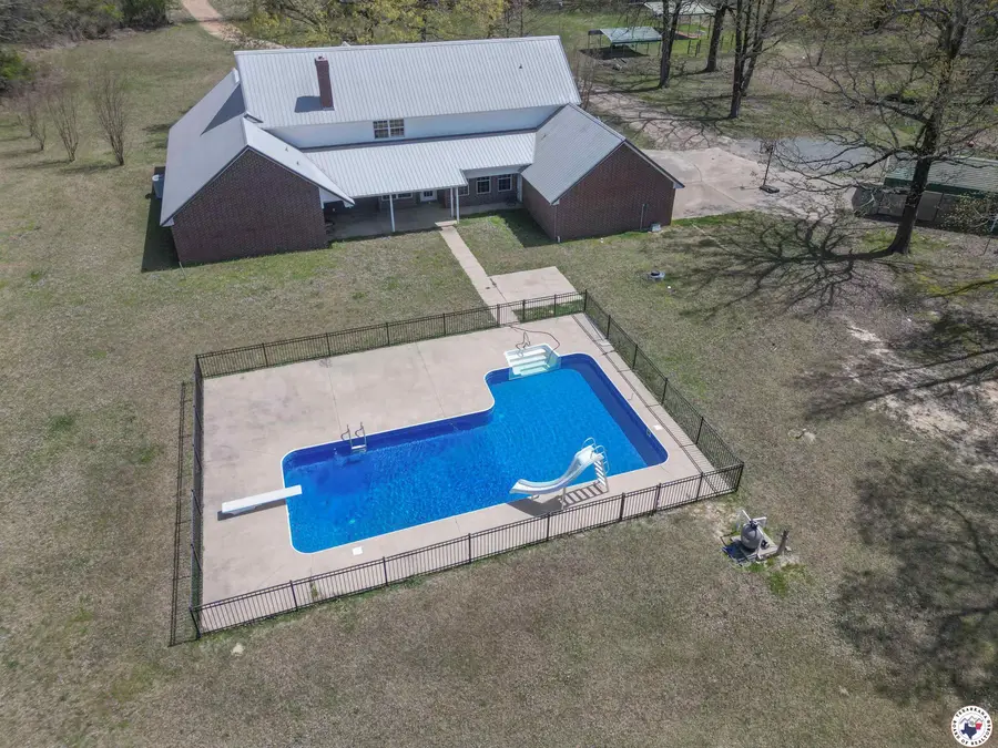 2735 Daniels Chapel Rd, New Boston, TX 75570 - Image #2