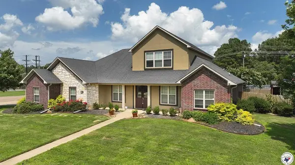 14 Lone Star Parkway, Texarkana, TX 75503