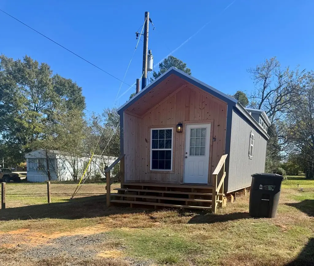 880 Presley, Hooks, TX 75561 - Image #1