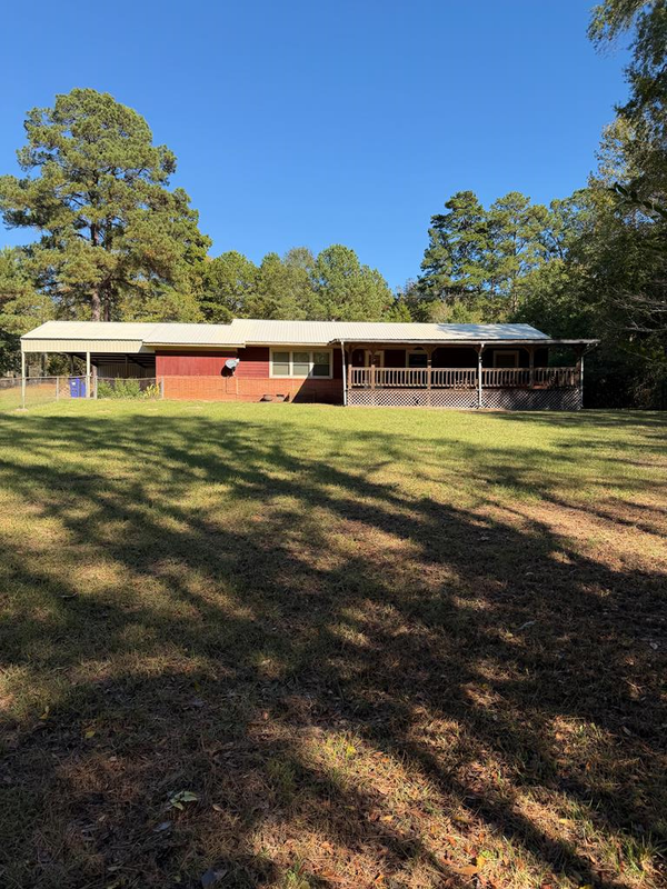 1400 N Main St, Linden, TX 75563