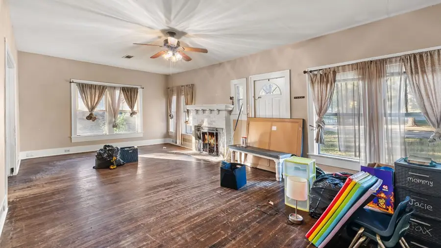 311 W 38th, Texarkana, TX 75503 - Image #2