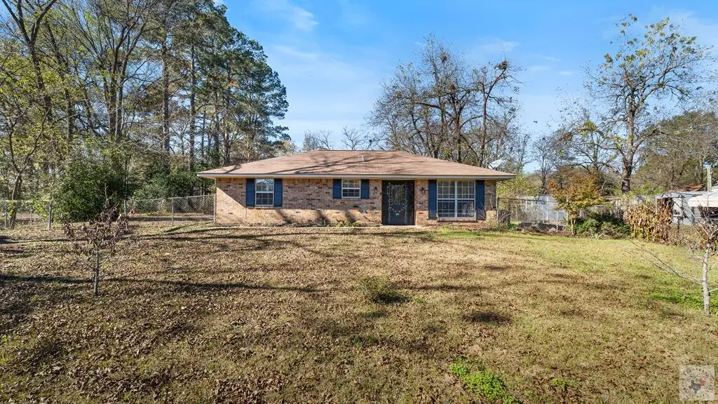 414 SE Mckinney St., De Kalb, TX 75559 - Image #1