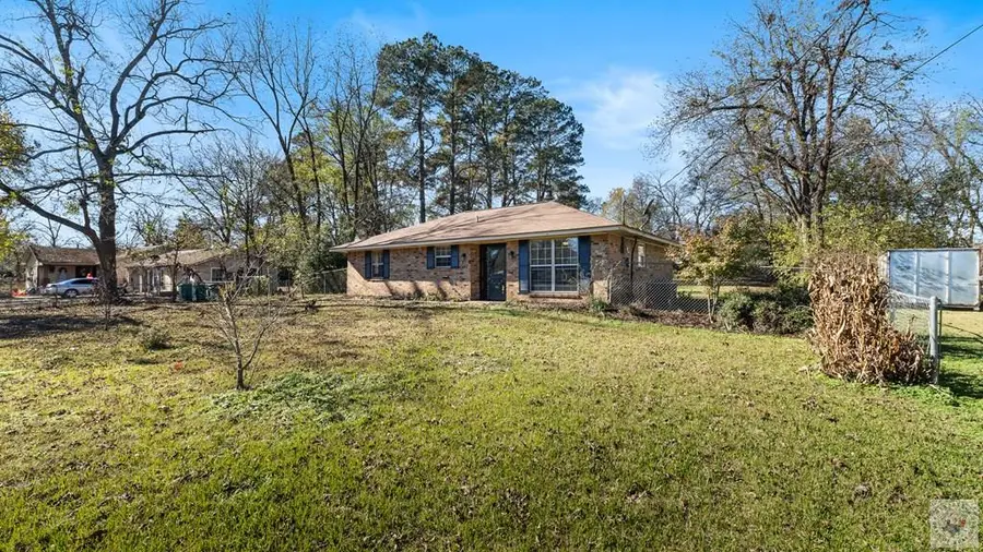 414 SE Mckinney St., De Kalb, TX 75559 - Image #2