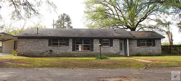 6 Vernon, Hooks, TX 75561