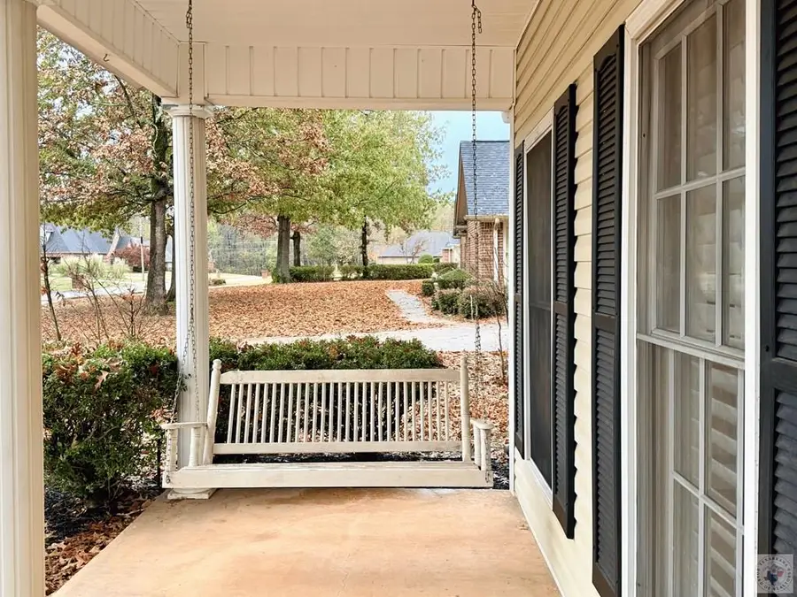 7005 Tall Oaks Dr, Texarkana, AR 71854 - Image #2