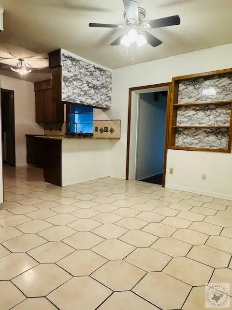 5 S Watlington, Texarkana, TX 75501 - Image #2