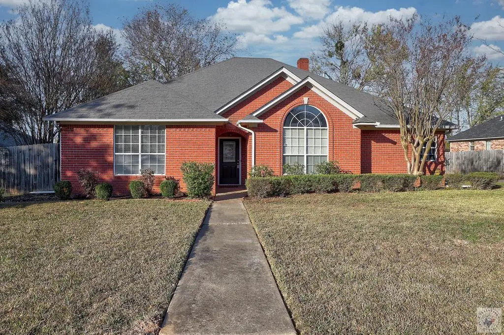 313 Rock Ridge Circle, Texarkana, AR 71854 - Image #1