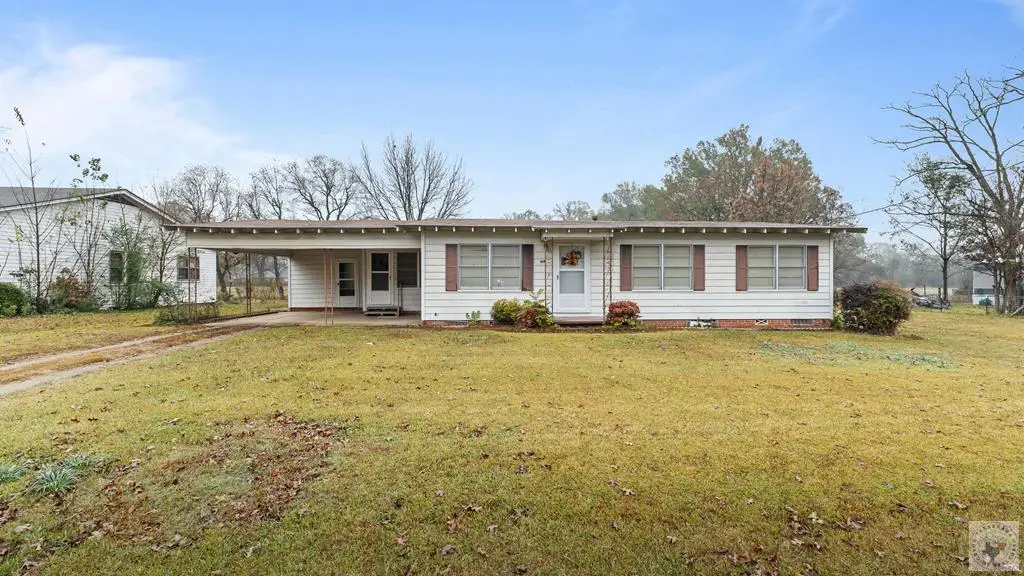 614 Cedar St, Maud, TX 75567 - Image #1