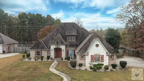 2106 Southcrest Dr., Texarkana, AR 71854