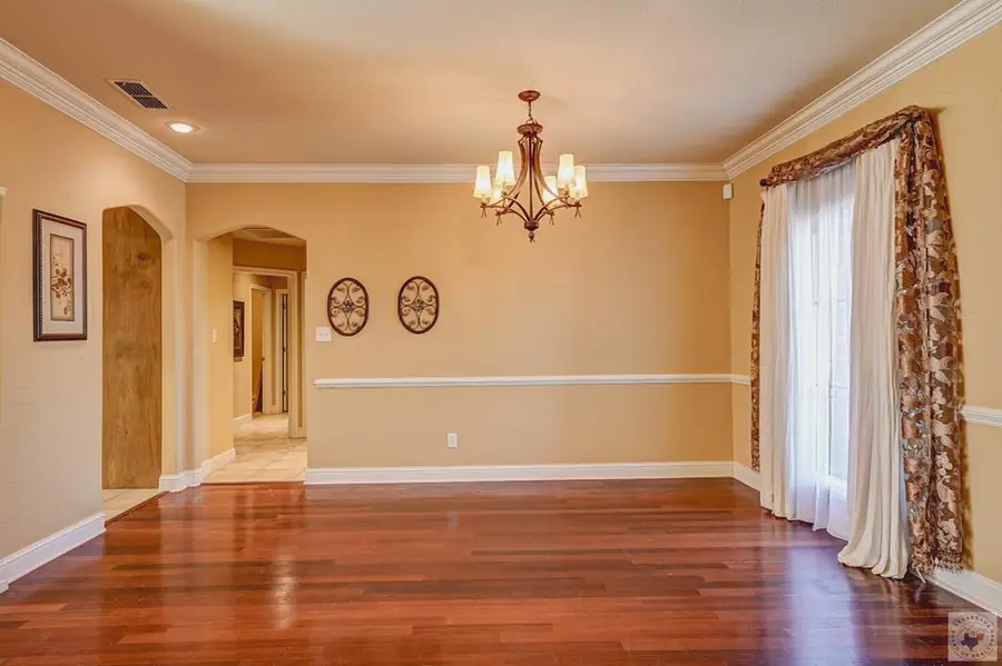 2106 Southcrest Dr., Texarkana, AR 71854 - Image #2