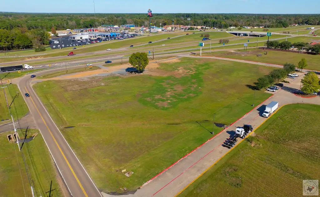 1016 N Center St, New Boston, TX 75570 - Image #1