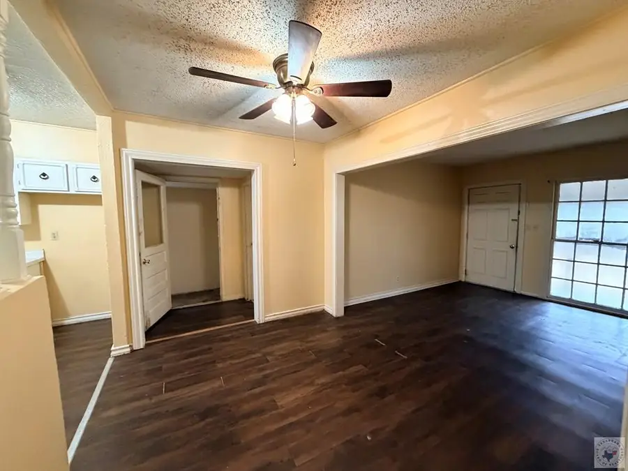 733 Arizona, Wake Village, TX 75501 - #3