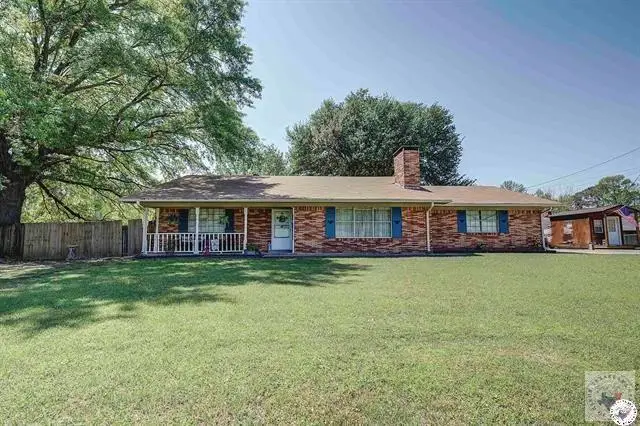 903 Whippoorwill St., Atlanta, TX 75551 - #2