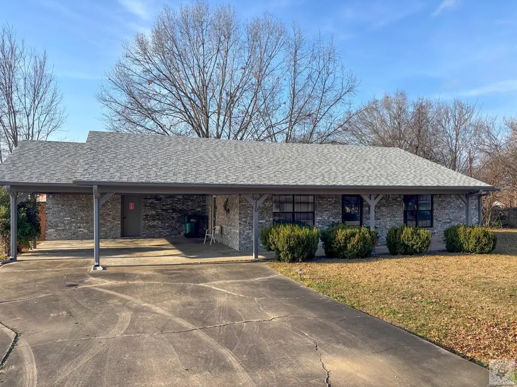 910 Boston Ave, New Boston, TX 75570 - Image #1