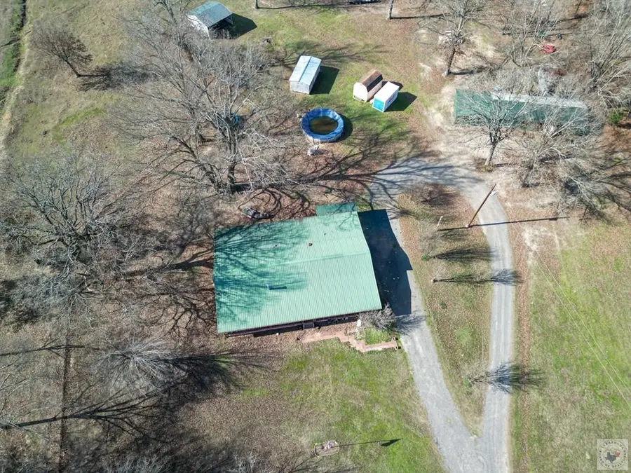 976 Cr 4204, Dalby Springs Simms, TX 75559 - Image #3