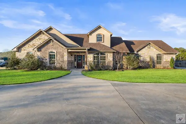 2604 Holly Dr., Texarkana, TX 75501