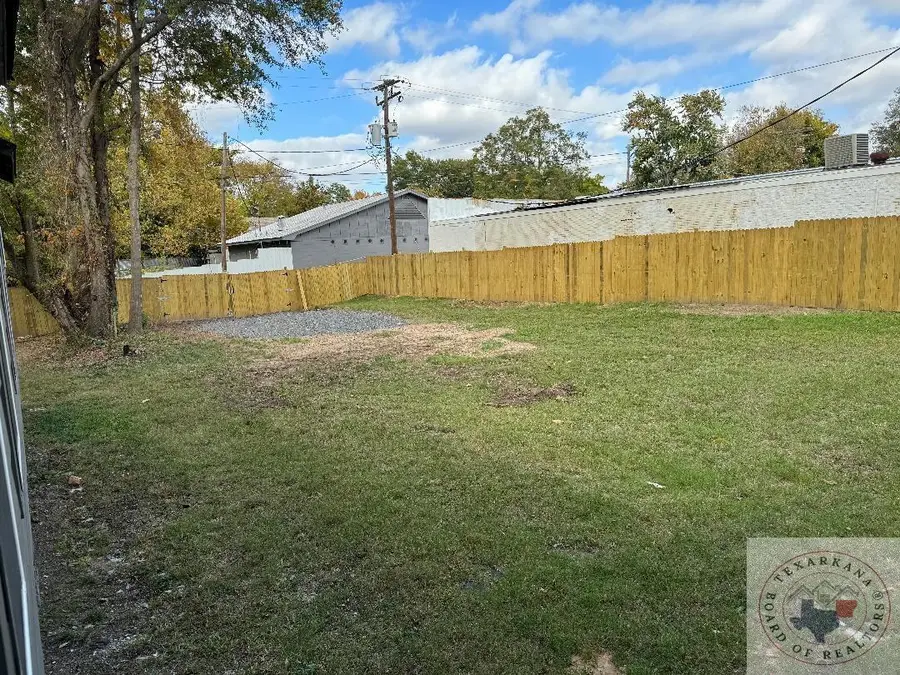 415 9th St, Texarkana, AR 71854 - Image #3