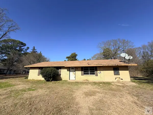 202 Carpenter, Naples, TX 75568