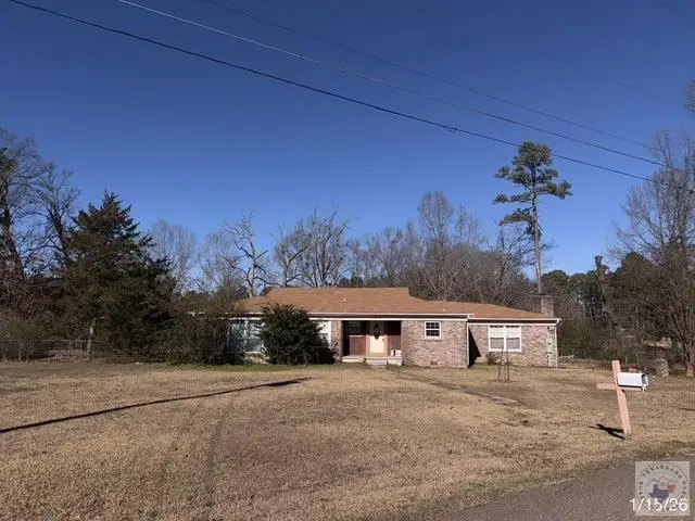 1702 Sunset Dr, Hope, AR 71801 - Image #1