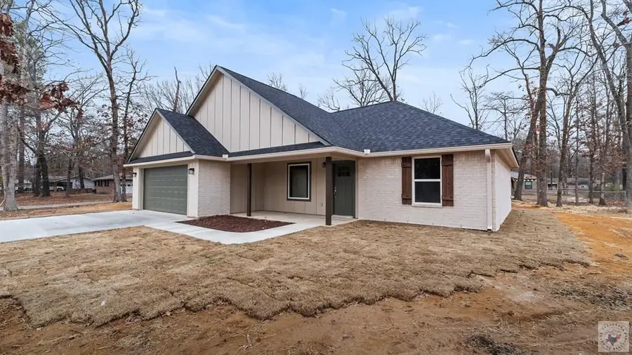 800 E 9th Street, Hooks, TX 75561 - Image #2