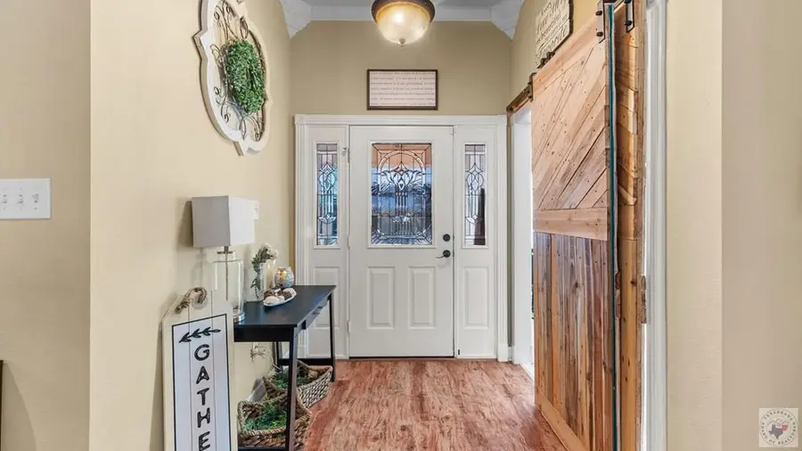 20 Pecos Pl, Wake Village, TX 75501 - Image #2