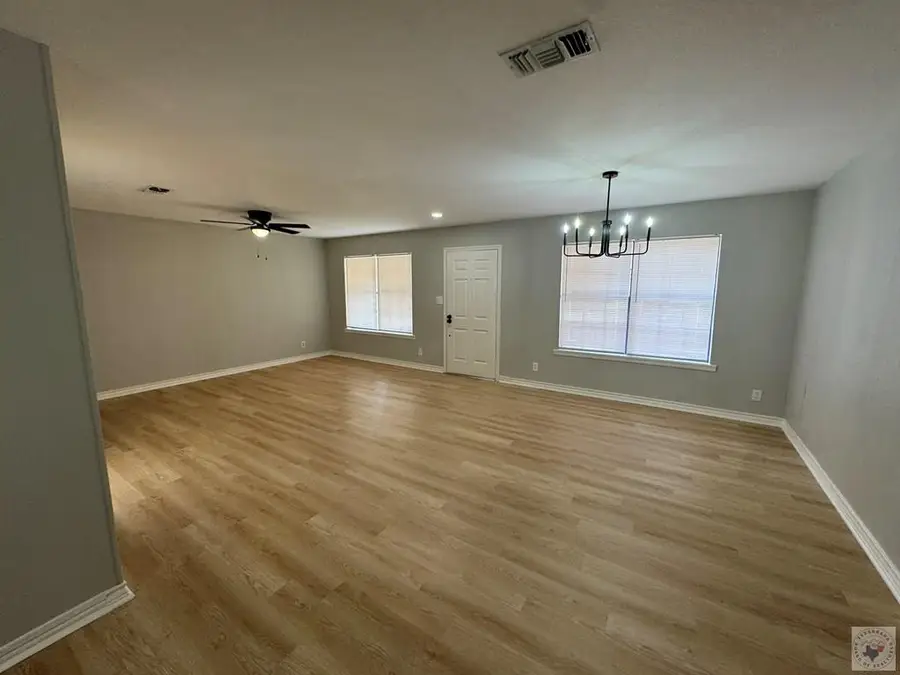 2001 Buchanan, Texarkana, TX 75501 - Image #2