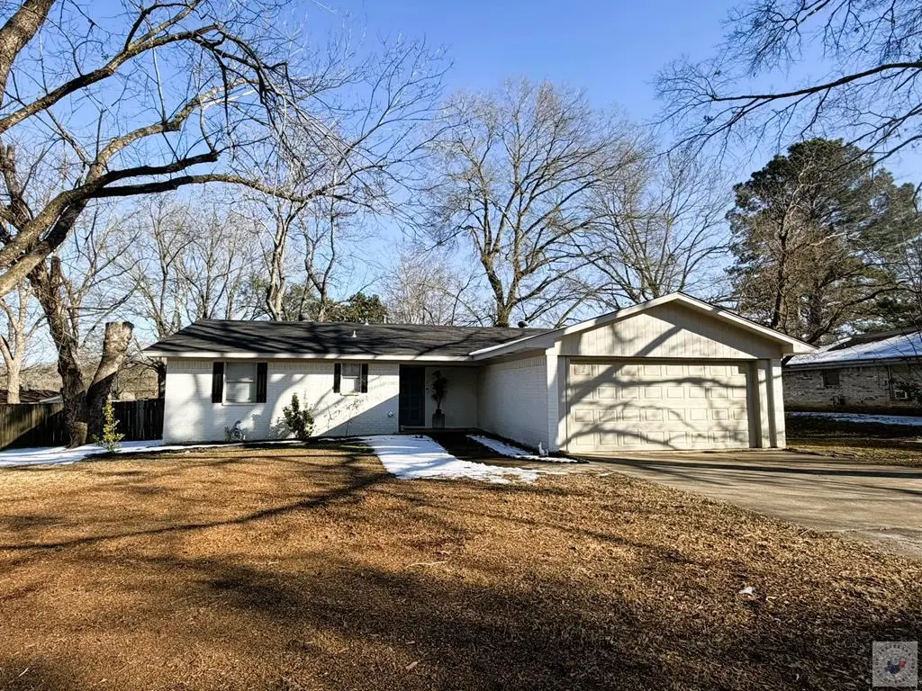 104 S Park Rd, New Boston, TX 75570 - #1