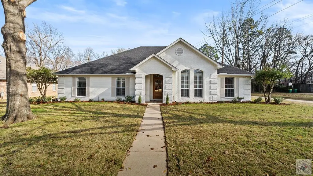 6102 Deerfield Dr, Texarkana, TX 75503 - Image #1