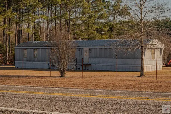 4625 S Fm 251, Bivins, TX 75555