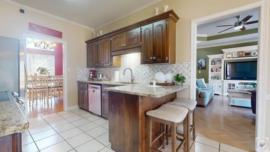 6007 Beacon Hill Dr, Texarkana, TX 75503 - #3