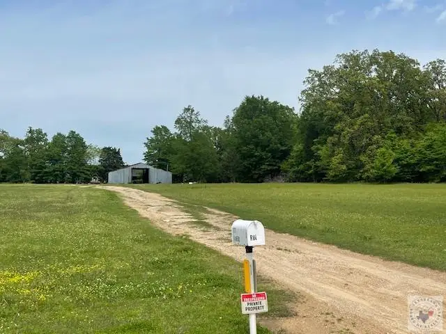 2727 N Shady Hollow, Mount Pleasant, TX 75455 - #1