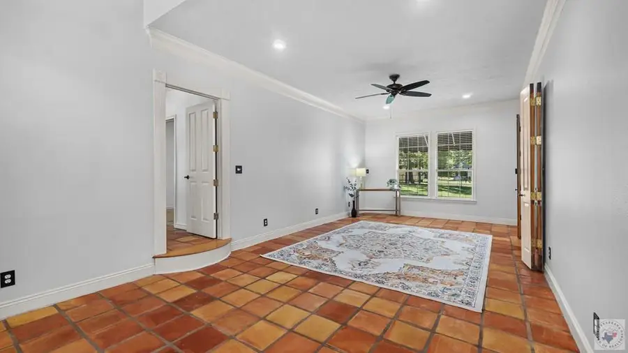 6616 Lakeridge Dr, Texarkana, TX 75503 - #2