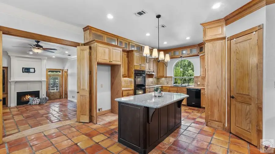 6616 Lakeridge Dr, Texarkana, TX 75503 - #3