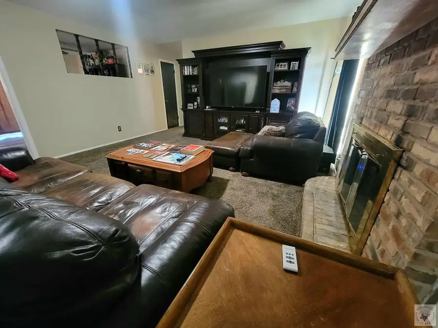 603 W 12th, Clarksville, TX 75426 - #2