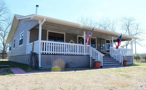 4776 Cr Ne 2120, Out of Area-Texas, TX 75487