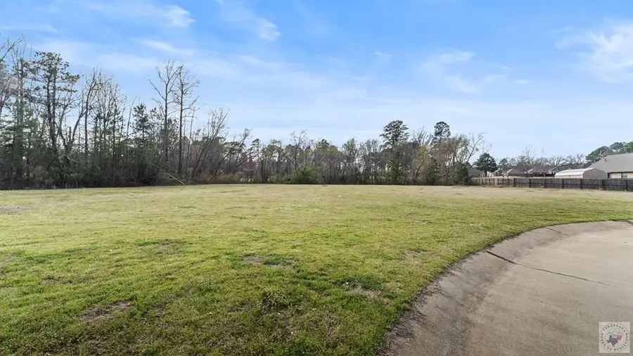 3707 Melody Ln, Texarkana, TX 75503 - #3