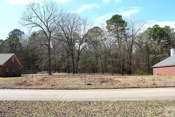 303 Peter Alan, Nash, TX 75569