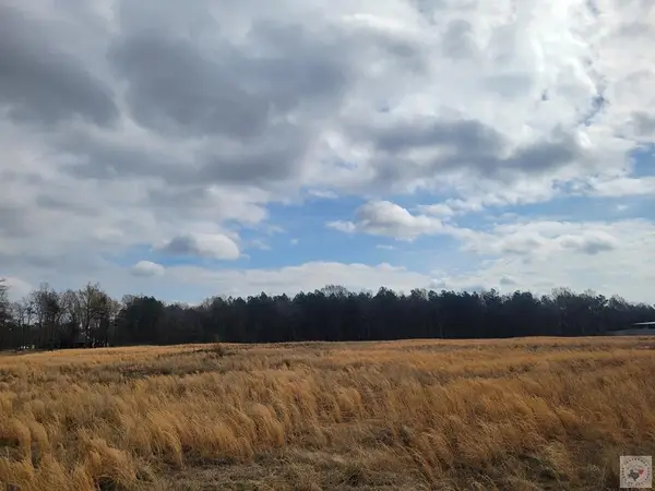 5706 Four States Fair Pky, Texarkana, AR 71854