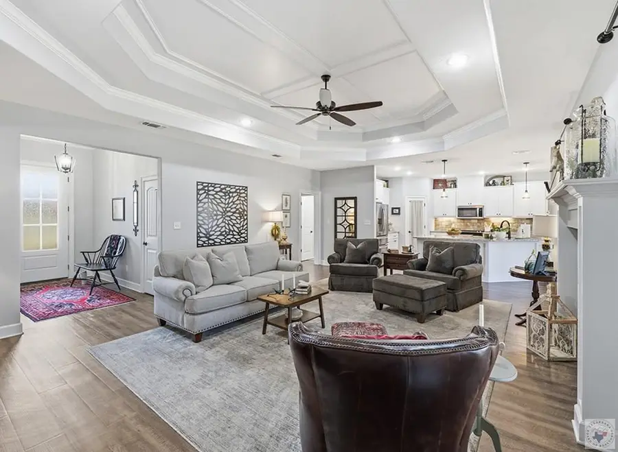 6610 Countryside Dr., Texarkana, AR 71854 - #2