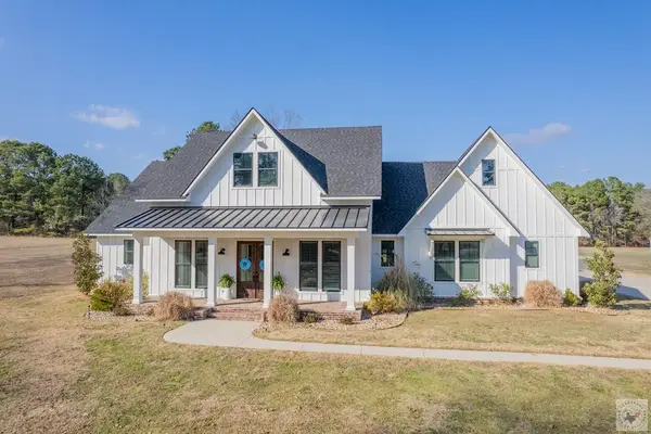 208 Spencer, Maud, TX 75567