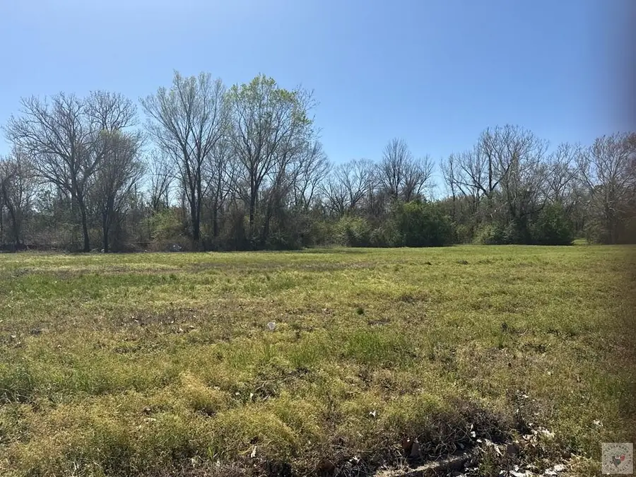 500 W Broad St, Texarkana, TX 75501 - #3