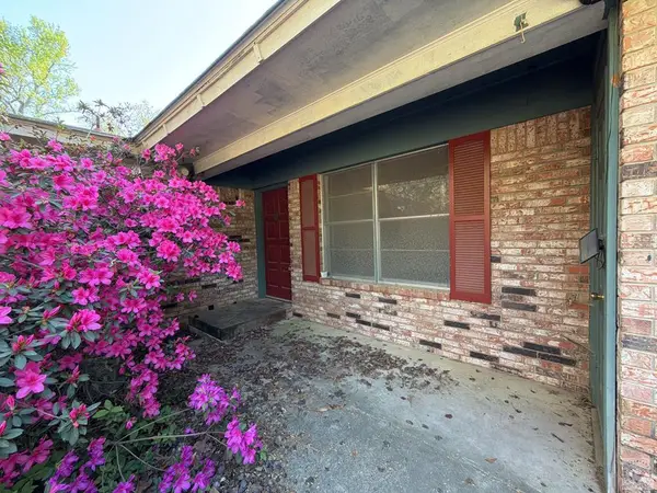 1018 Champion St, Texarkana, TX 75501